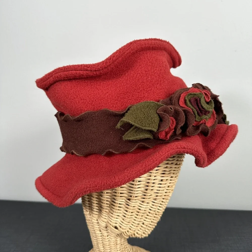 Vintage 90s Womens Hat Amber Rose Floral Fleece‎ Winter Fall Grunge Red Packable